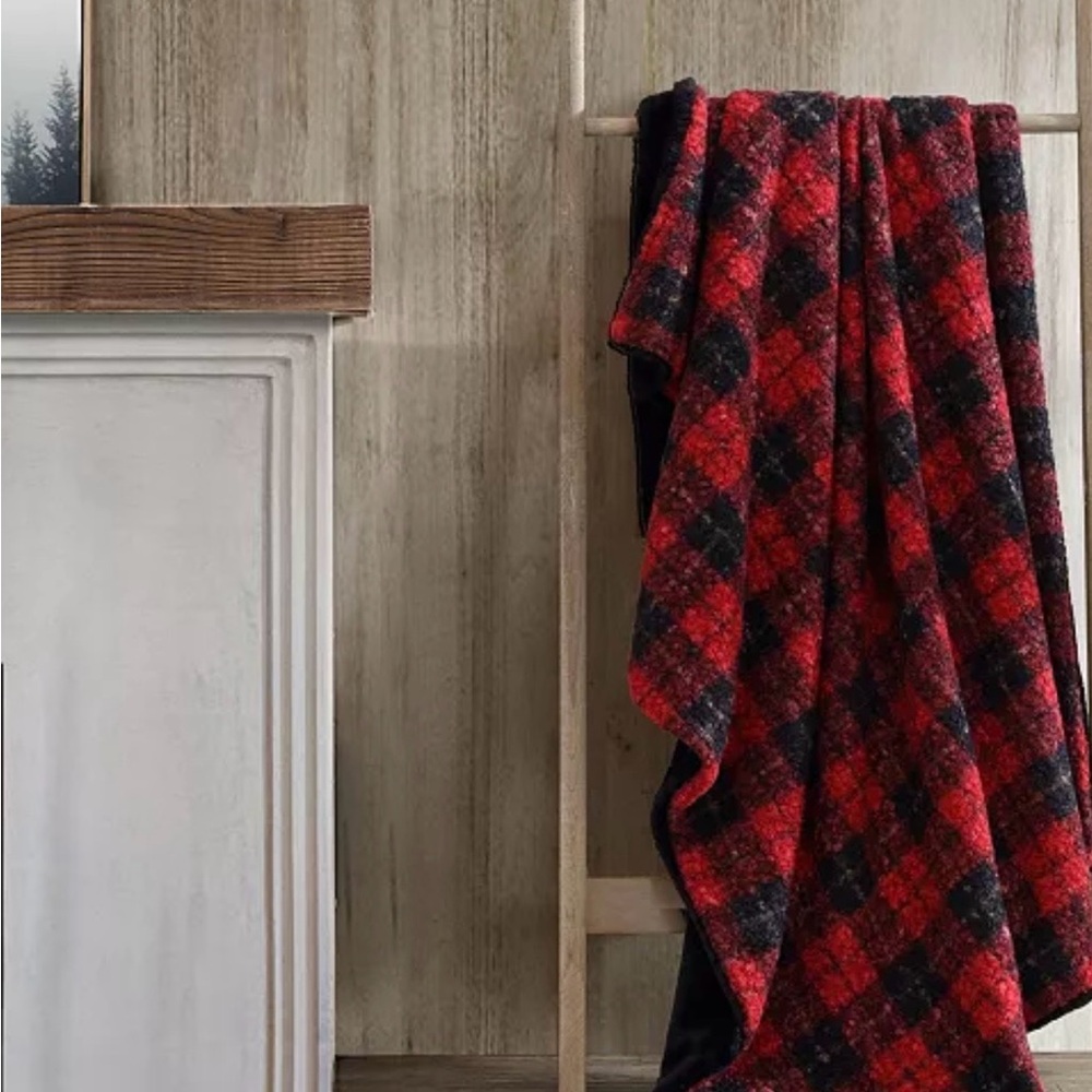 Eddie Bauer Red and Black Capitol Hill Plaid Boucle Throw.